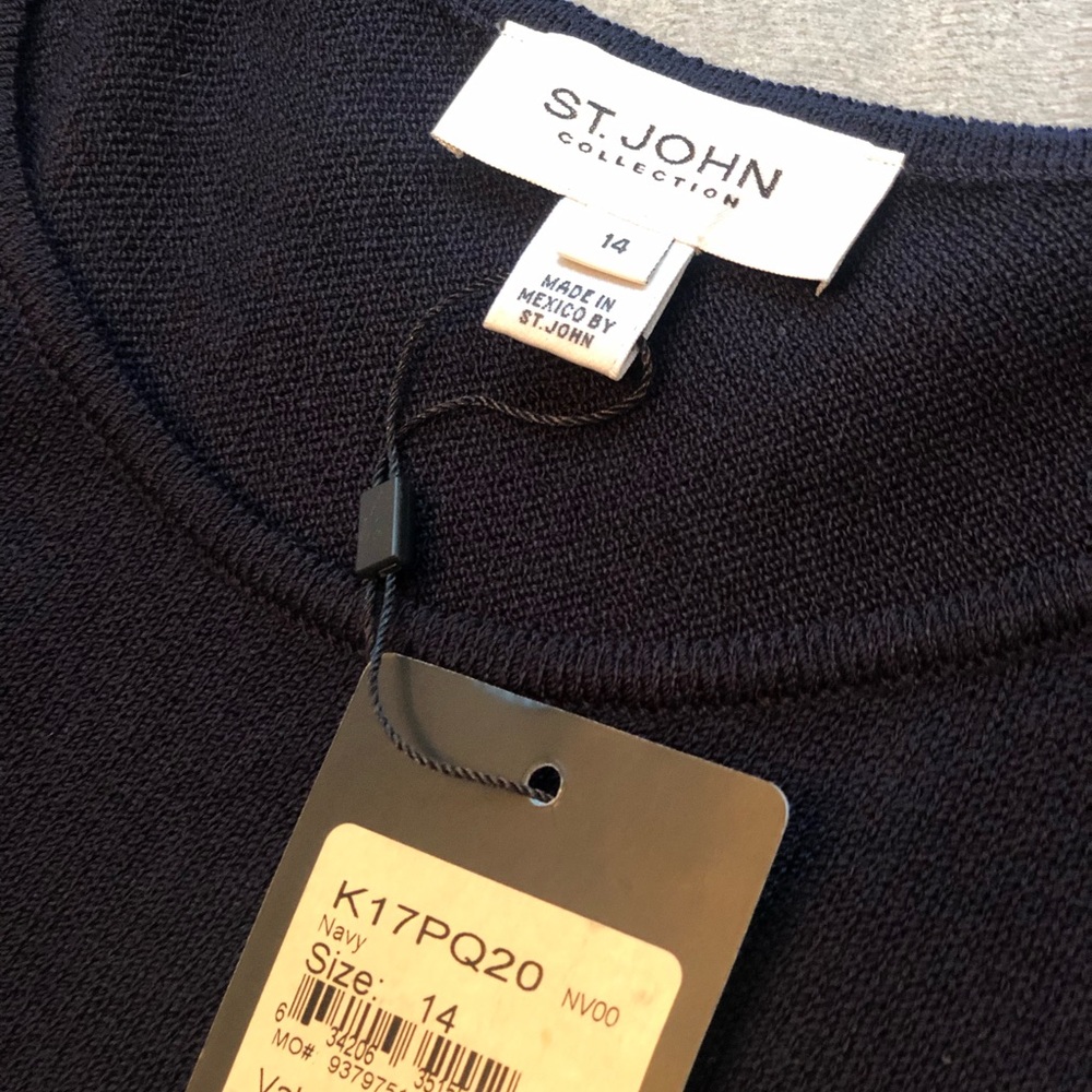 St. John Collection, Santana Knit - Picture 2 of 5